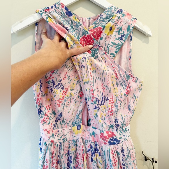 Banjanan Criss Cross Front Keyhole Dress, Pink Floral - Picture 5 of 9